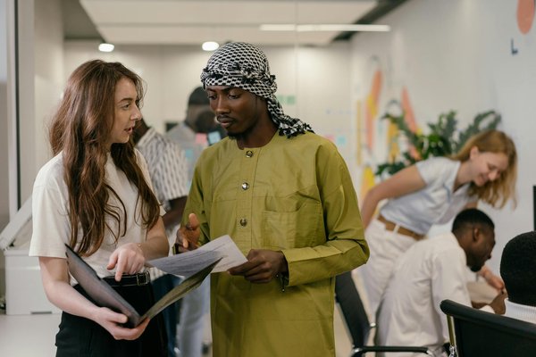 Welke kooktechnieken worden vaak gebruikt in een generalistische keuken?